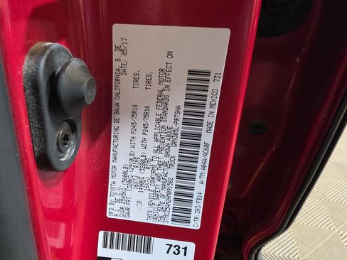 Used 2017 Toyota Tacoma SR w/ Tow Package AWD/4WD image 25