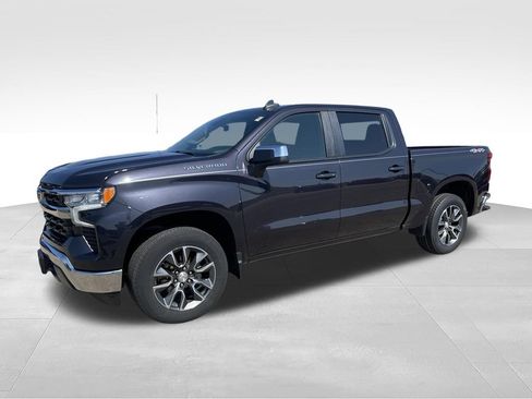 Used 2023 Chevrolet Silverado 1500 LT AWD/4WD image 5