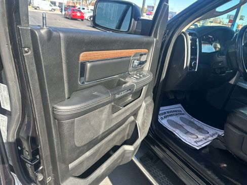 Used 2017 RAM 1500 Laramie w/ Convenience Group image 15