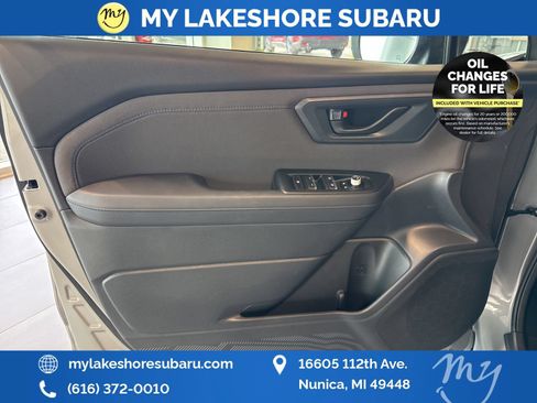 Certified 2025 Subaru Forester Premium AWD/4WD image 13