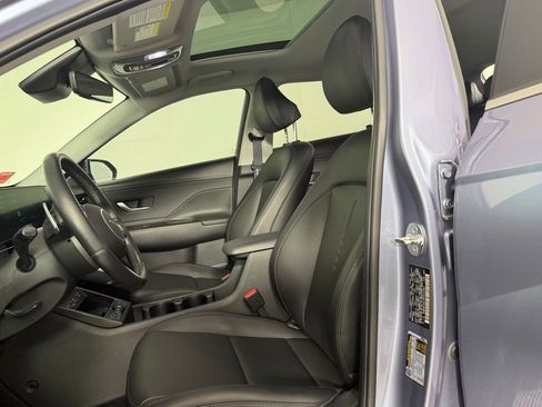 Used 2024 Hyundai Kona Limited image 23