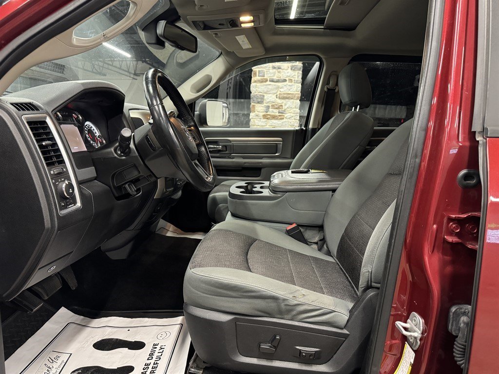 Used 2013 RAM 2500 SLT w/ Luxury Group AWD/4WD image 23