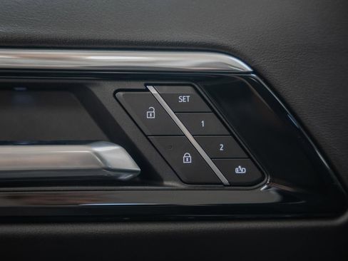 Used 2025 Chevrolet Tahoe Premier w/ Sun And Tow Package image 49