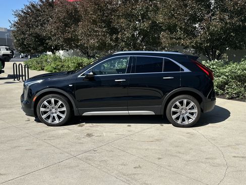 Used 2020 Cadillac XT4 Premium Luxury AWD/4WD image 9
