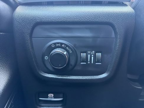 Certified 2024 Jeep Grand Cherokee L Laredo AWD/4WD image 18