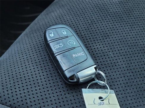 Used 2016 Dodge Charger R/T Scat Pack w/ Beats Audio Group image 30