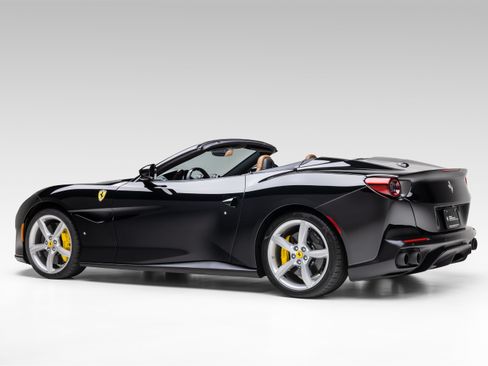 Used 2020 Ferrari Portofino RWD image 4
