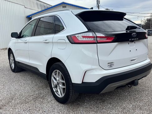 Certified 2024 Ford Edge SEL w/ Convenience Package image 10