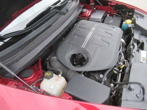 Used 2017 Jeep Cherokee Sport w/ Cold Weather Group image 13