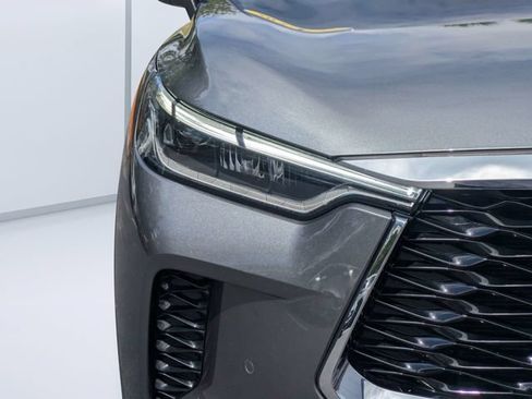 Used 2024 INFINITI QX60 Luxe w/ Cargo Package FWD image 9