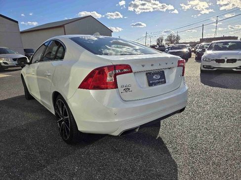 Used 2016 Volvo S60 T5 Premier w/ Convenience Package image 5