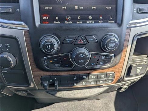 Used 2018 RAM 2500 Laramie AWD/4WD image 19