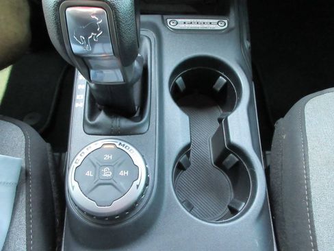 Used 2022 Ford Bronco 4-Door AWD/4WD image 30