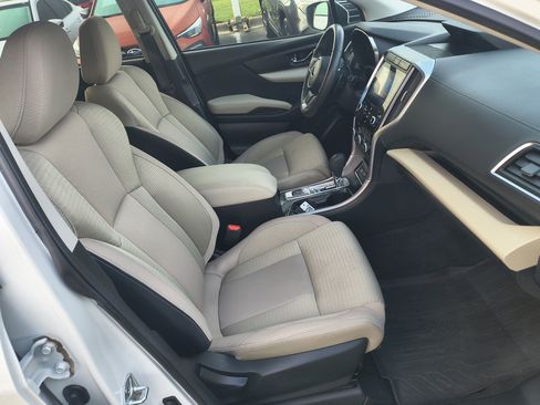 Used 2022 Subaru Ascent Premium w/ Convenience Package image 9