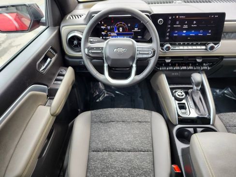 Used 2024 Chevrolet Colorado ZR2 w/ Technology Package image 11