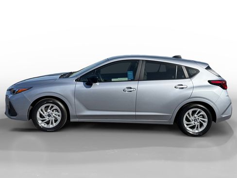 Used 2025 Subaru Impreza 2.0i AWD/4WD image 2