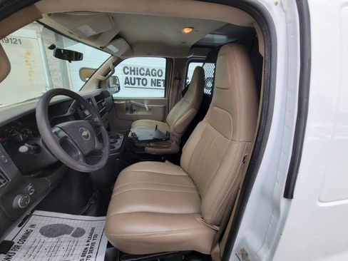 Used 2016 Chevrolet Express 2500 image 14