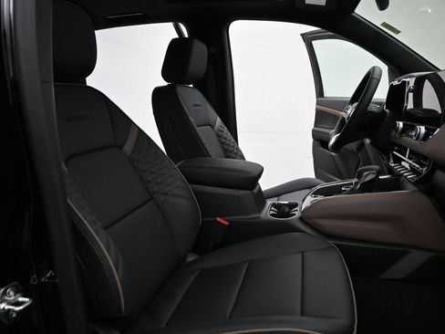 New 2026 GMC Canyon Denali image 24