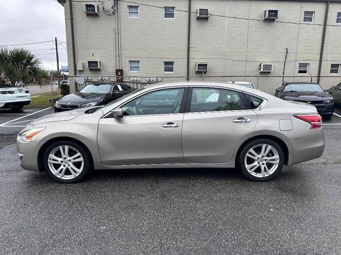 Used 2015 Nissan Altima 2.5 S w/ Power Driver Seat Package FWD image 4