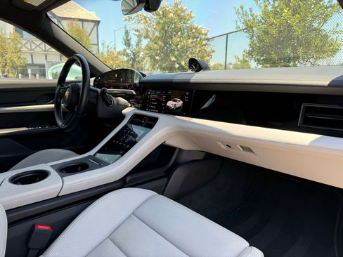 Certified 2023 Porsche Taycan GTS AWD/4WD image 25
