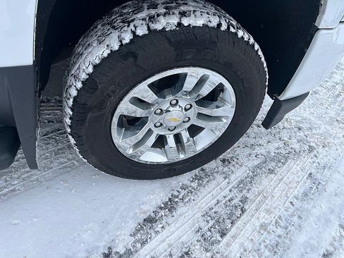 Used 2017 Chevrolet Silverado 1500 LT w/ All Star Edition image 12