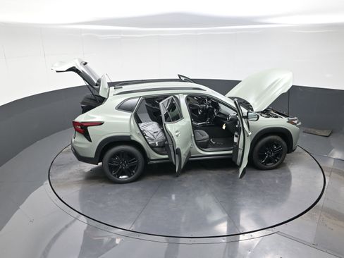 New 2026 Chevrolet Trax ACTIV FWD image 14