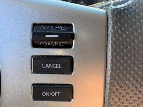 Used 2016 Nissan Frontier SV image 18