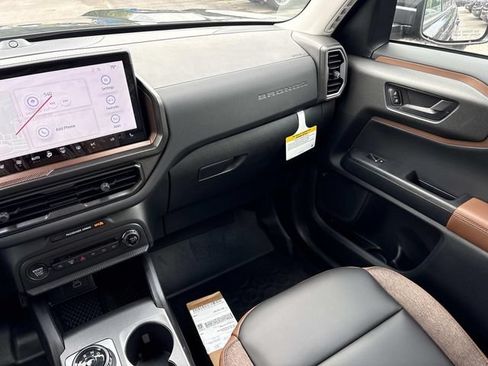 New 2026 Ford Bronco Sport Outer Banks w/ Sasquatch Outer Banks Package AWD/4WD image 15