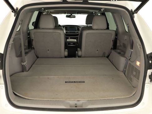 Used 2016 Toyota Highlander Limited FWD image 31