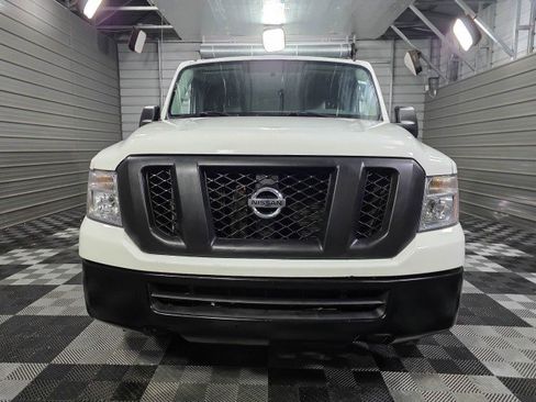 Used 2018 Nissan NV 1500 SV image 2