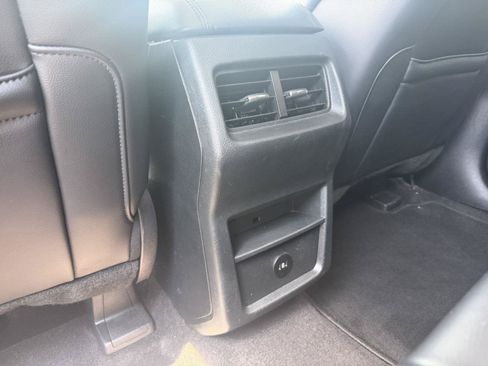 Certified 2024 Ford Edge SEL AWD/4WD image 23
