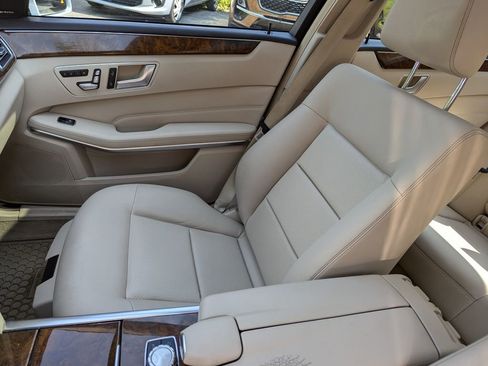 Used 2015 Mercedes-Benz E 350 4MATIC Sedan image 11