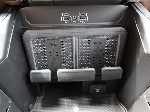 Used 2025 RAM 2500 Laramie w/ Towing Technology Group image 29