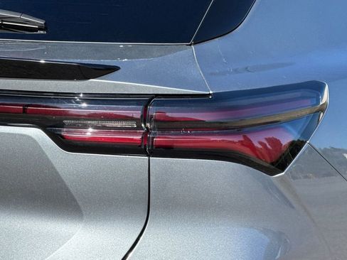 New 2026 Chevrolet Equinox EV LT w/ LPO, Blackout Package image 26