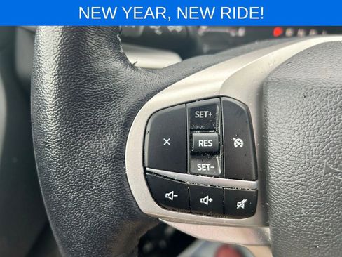 Certified 2022 Ford Explorer XLT image 38