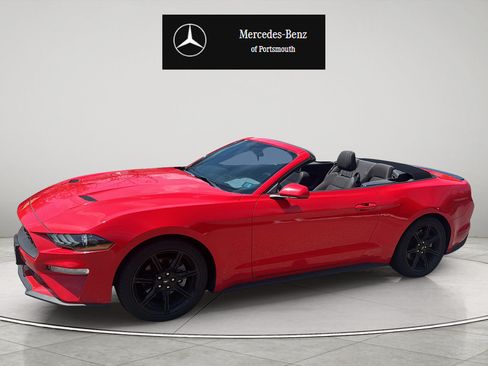 Used 2019 Ford Mustang Convertible w/ Black Accent Package RWD image 1