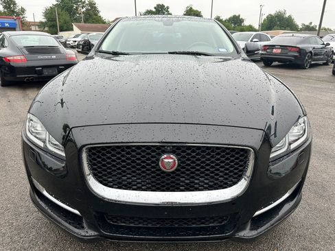 Used 2016 Jaguar XJ R-Sport RWD image 29