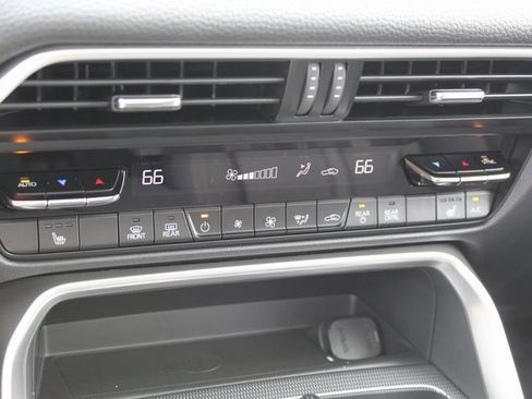 New 2025 MAZDA CX-70 Plug-In Hybrid w/ Premium Pkg image 25