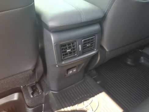 Used 2025 Toyota RAV4 XLE Premium image 9