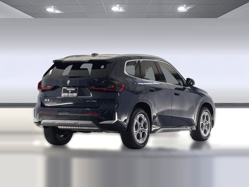 Used 2026 BMW X1 xDrive28i w/ Technology Package image 8