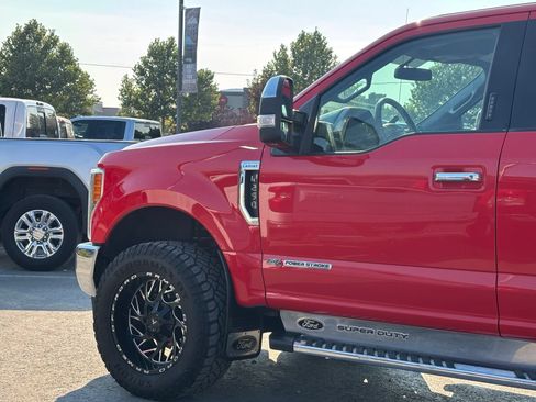 Used 2019 Ford F250 Lariat w/ Chrome Package AWD/4WD image 6