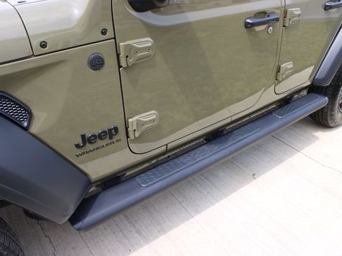Used 2026 Jeep Wrangler Unlimited Sport AWD/4WD image 30