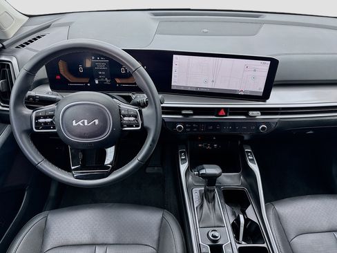 Used 2025 Kia Sorento S w/ Panoramic Sunroof Package image 15