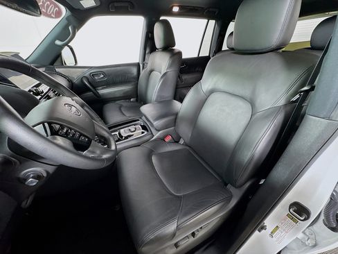 Used 2023 Nissan Armada SL w/ Midnight Edition Package AWD/4WD image 15