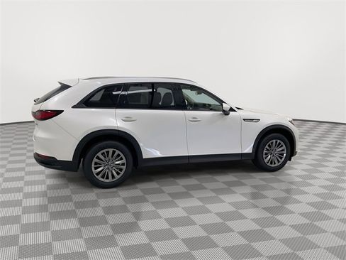 Certified 2025 MAZDA CX-90 3.3 Turbo w/ Preferred Package image 11