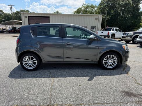 Used 2016 Chevrolet Sonic LT w/ Wheels and Fog Lamp Package FWD image 8