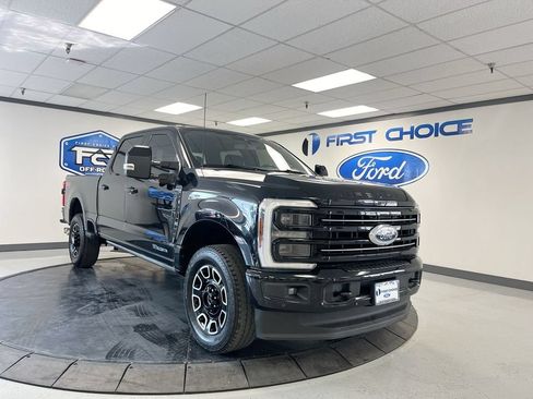 Used 2025 Ford F350 Platinum AWD/4WD image 16