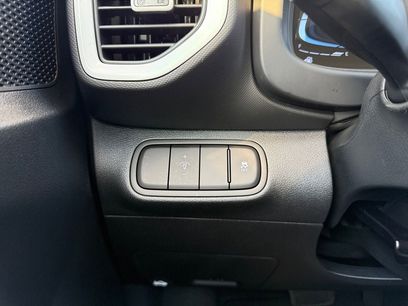 New 2025 Hyundai Venue Limited