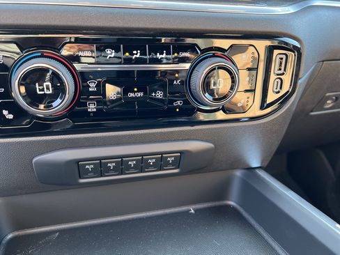 New 2025 Chevrolet Silverado 3500 High Country w/ Technology Package image 70