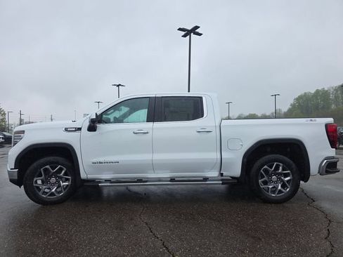New 2026 GMC Sierra 1500 SLT w/ SLT Premium Plus Package AWD/4WD image 13